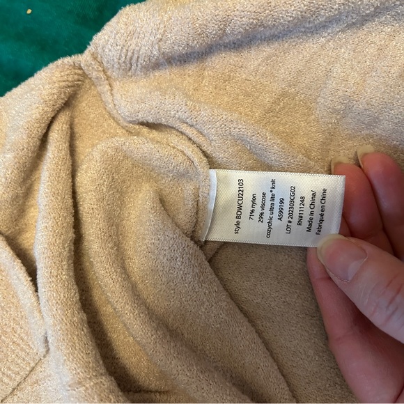 Barefoot Dreams Cream Hooded Zip-Up Poncho - Picture 6 of 7